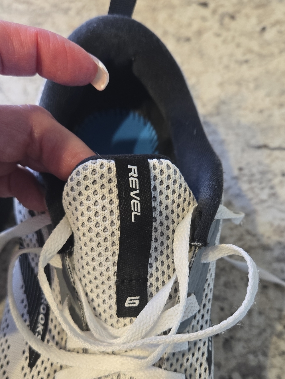 Brooks Revel 6 Men’s Running Shoes - Picture 10 of 12